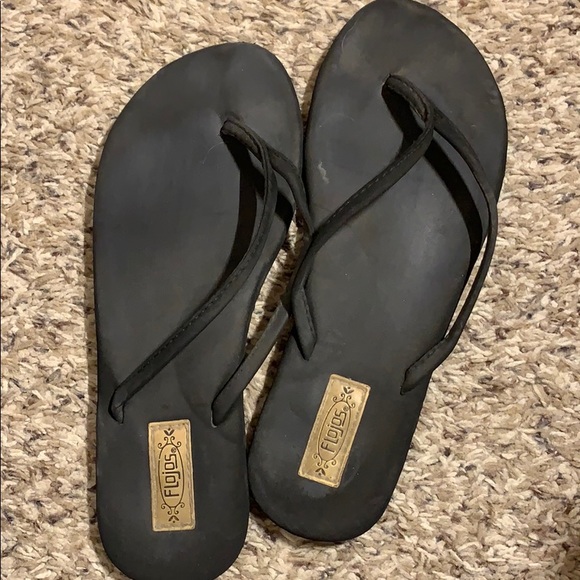 flojos sandals